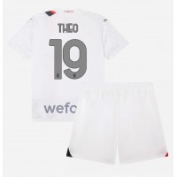 Fotbalové Dres AC Milan Theo Hernandez #19 Dětské Venkovní 2023-24 Krátký Rukáv (+ trenýrky)